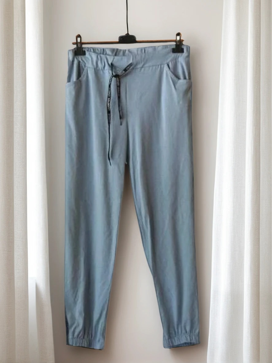 Trenirka New Modra UNI Velikost-trgovinadanija.si